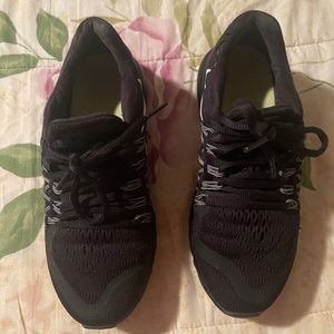 Nike sneakers size 4.5